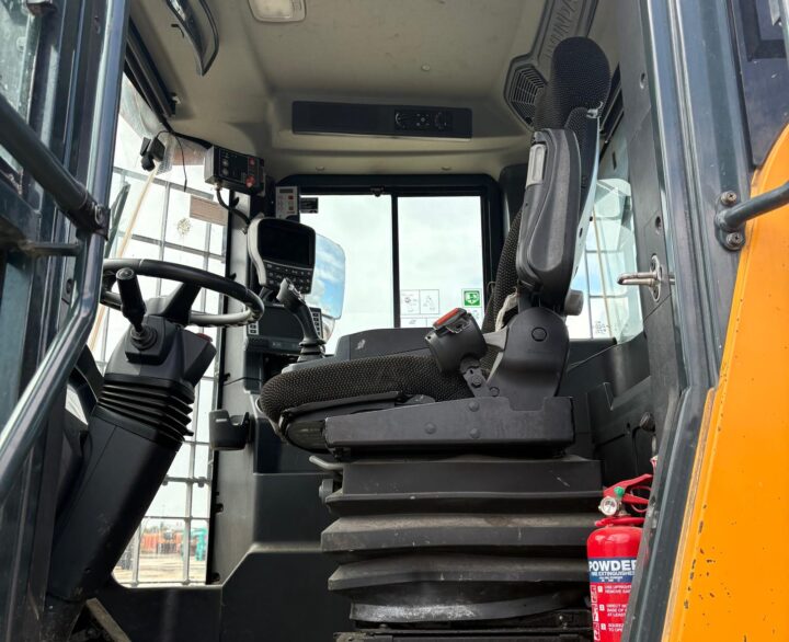 Hyundai HL960AHDXT - Used Wheel Loaders