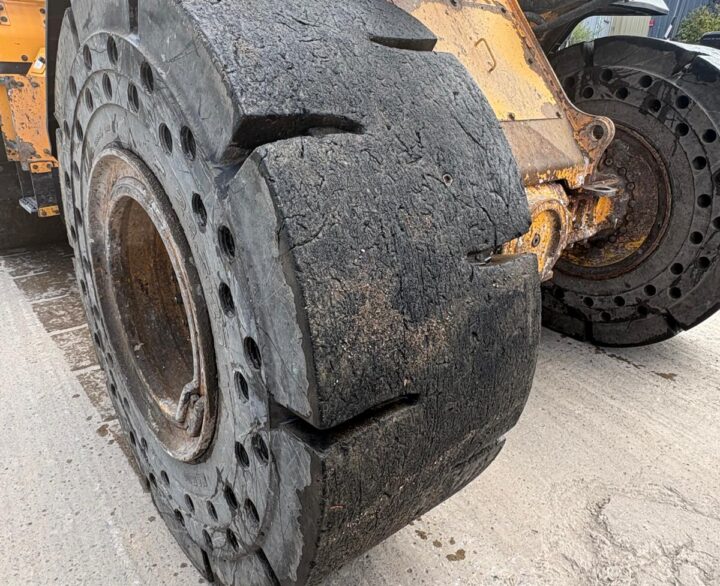 Hyundai HL960AHDXT - Used Wheel Loaders