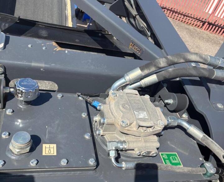 Finlay J-1170HA + - Used Crushers
