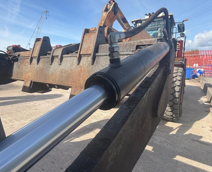 Hyundai HL960HDXT - Used Wheel Loaders