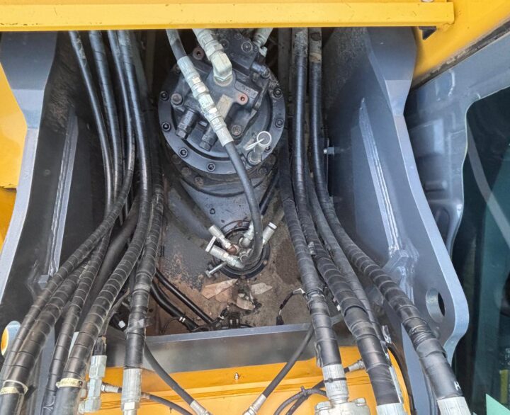 Kobelco SK300LC-11 - Crawler Excavators