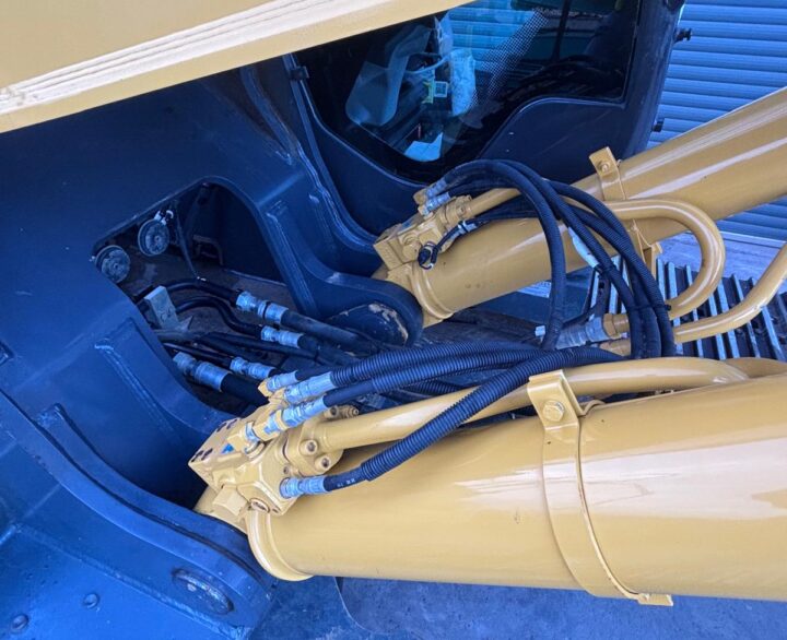Kobelco SK300LC-11 - Crawler Excavators