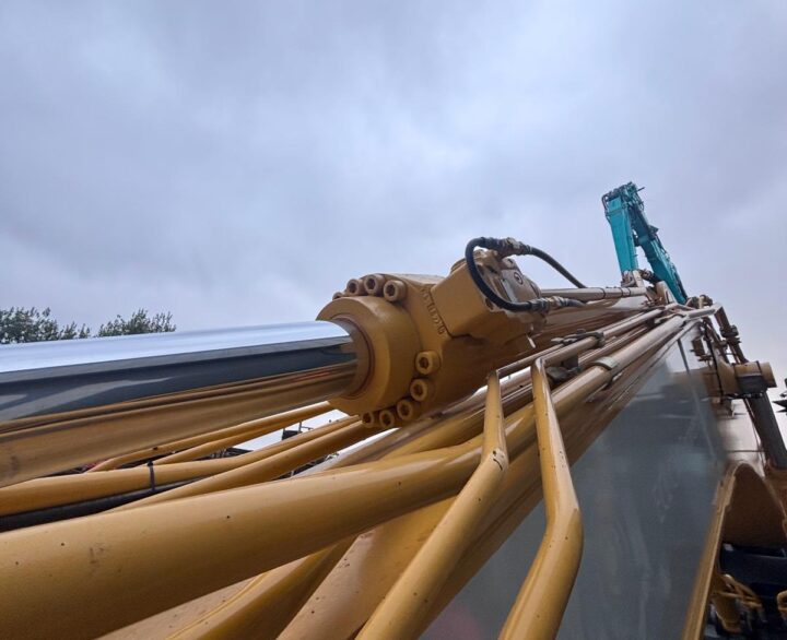 Kobelco SK350LC-11 - Crawler Excavators