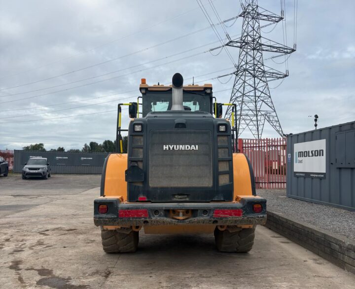 Hyundai HL960A - Used Wheel Loaders