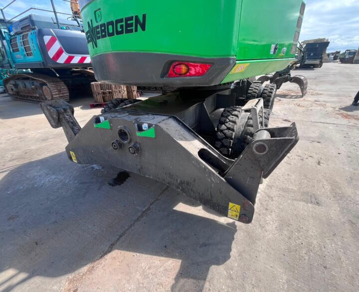 Sennebogen 817M - Material Handlers