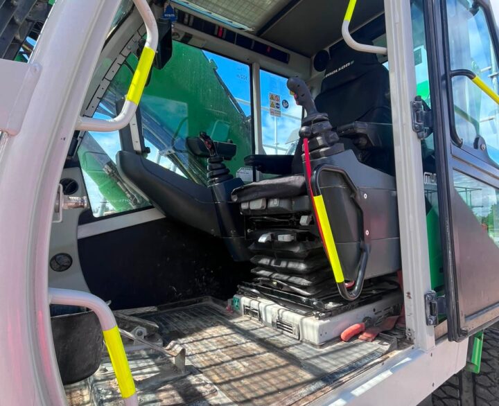 Sennebogen 817M - Material Handlers