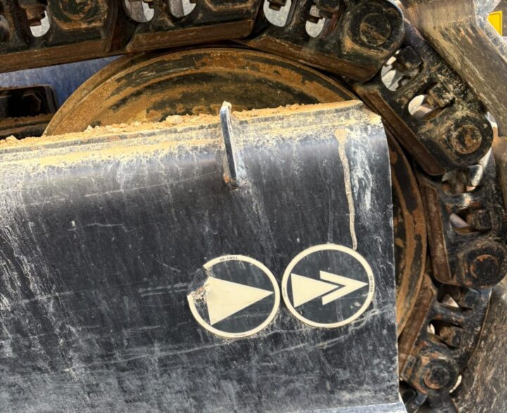 Finlay J-1170HA + - Used Crushers