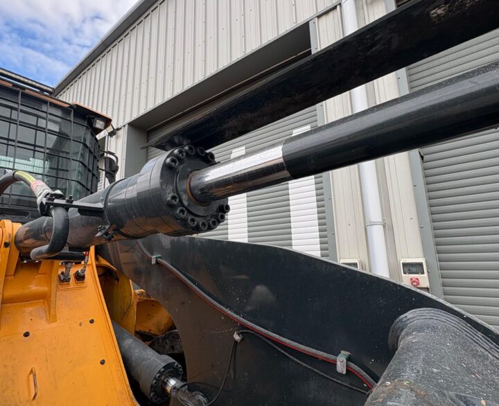 Hyundai HL960AHDXT - Used Wheel Loaders