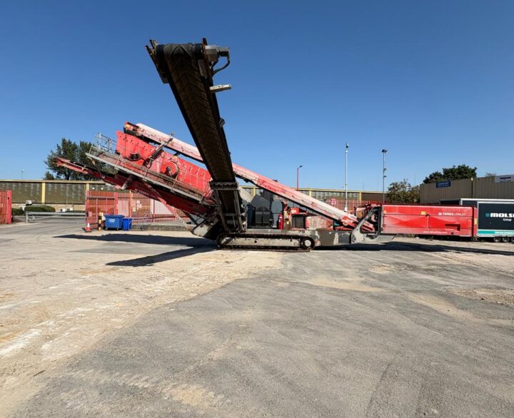 Terex Finlay 696 2D - Used Screeners