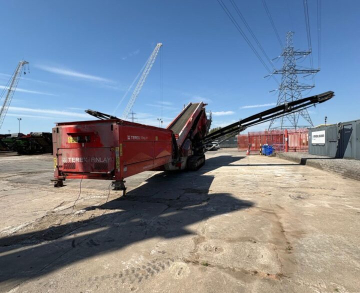 Terex Finlay 696 2D - Used Screeners