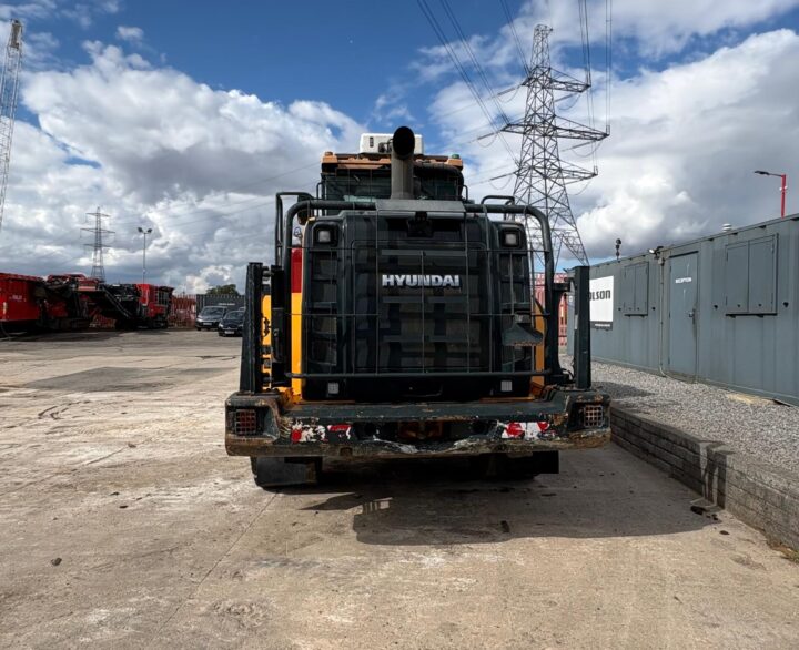 Hyundai HL960AHDXT - Used Wheel Loaders