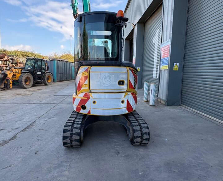 Kobelco SK30SR-6E - Mini Excavators