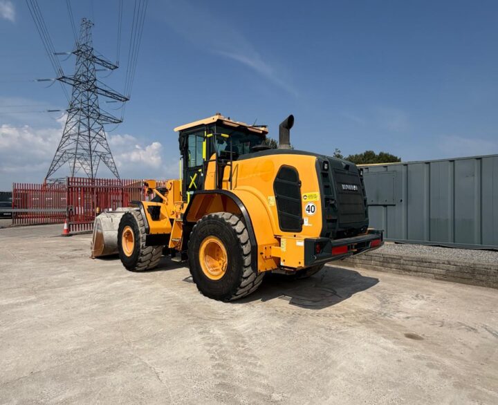 Hyundai HL960A - Used Wheel Loaders