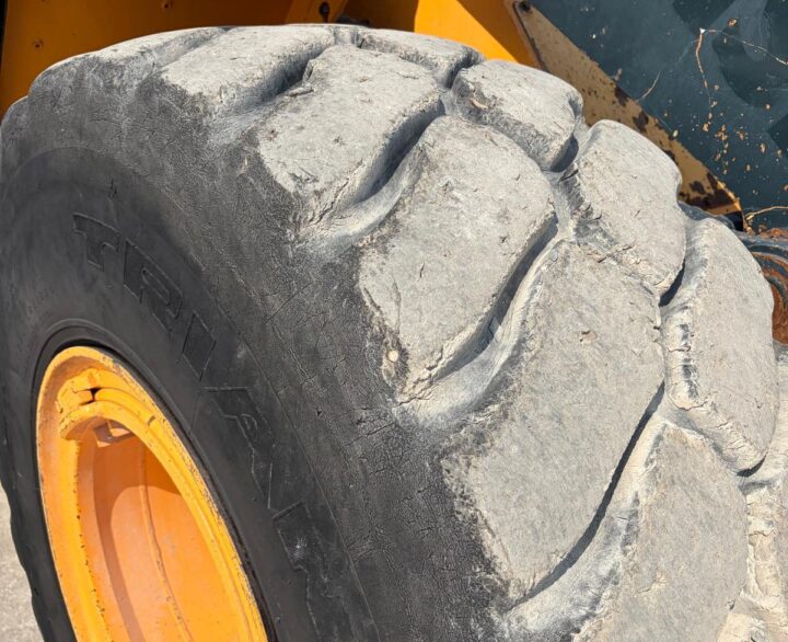 Hyundai HL960A - Used Wheel Loaders