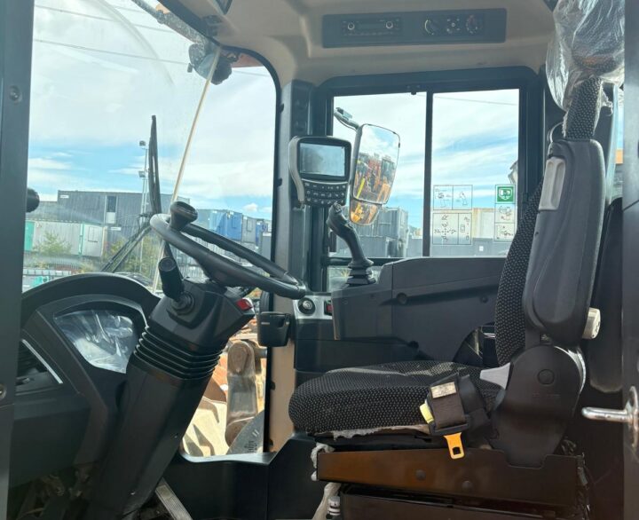 Hyundai HL960A - Used Wheel Loaders