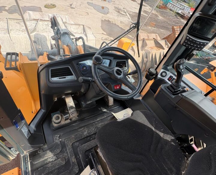 Hyundai HL960A - Used Wheel Loaders