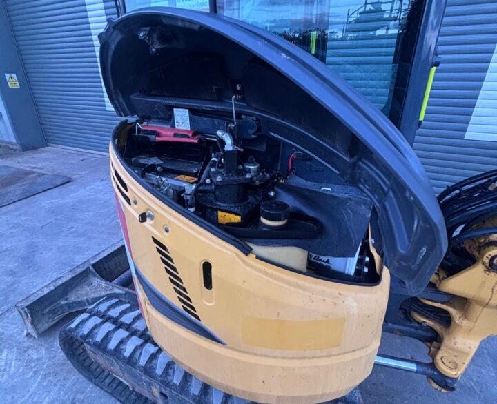 Kobelco SK30SR-6E - Mini Excavators