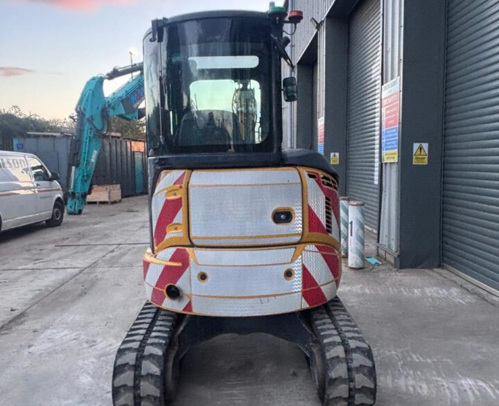 Kobelco SK30SR-6E - Mini Excavators