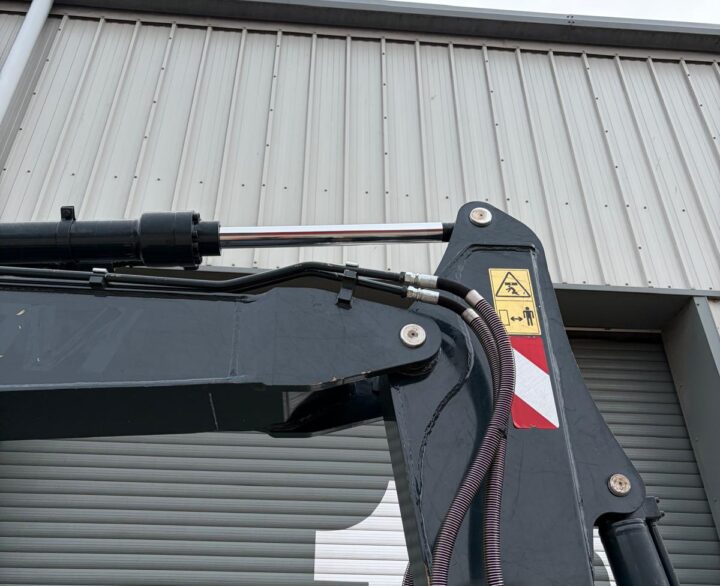 Hyundai HX85A - Mini Excavators