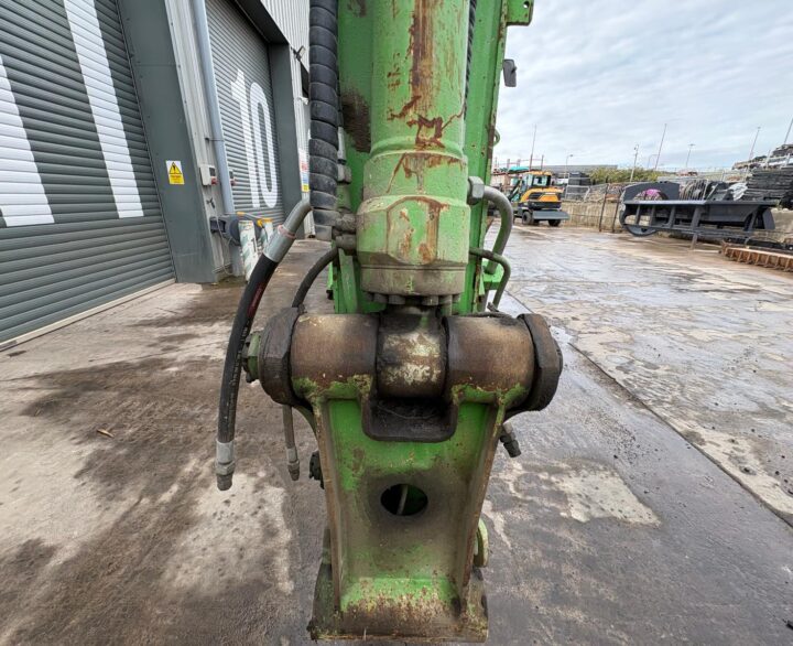 Sennebogen 821 E - Material Handlers