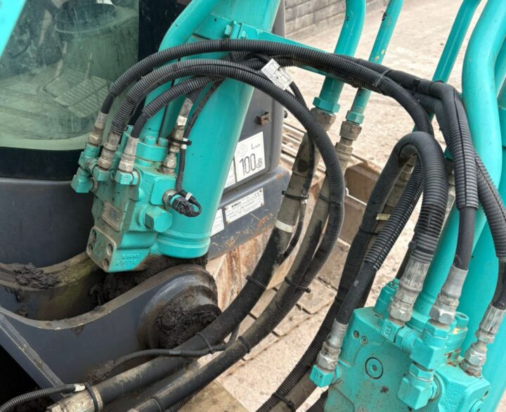 Kobelco SK210LC-10 - Crawler Excavators