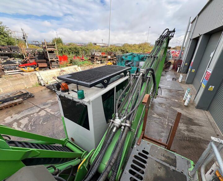 Sennebogen 821 E - Material Handlers