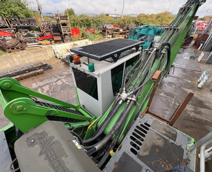 Sennebogen 821 E - Material Handlers