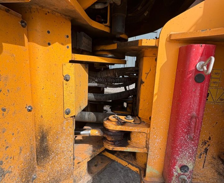 Hyundai HL960AHDXT - Used Wheel Loaders