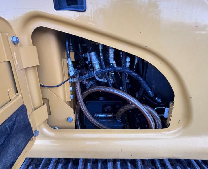 Kobelco SK140SRLC-7 - Crawler Excavators