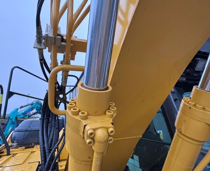 Kobelco SK140SRLC-7 - Mini Excavators