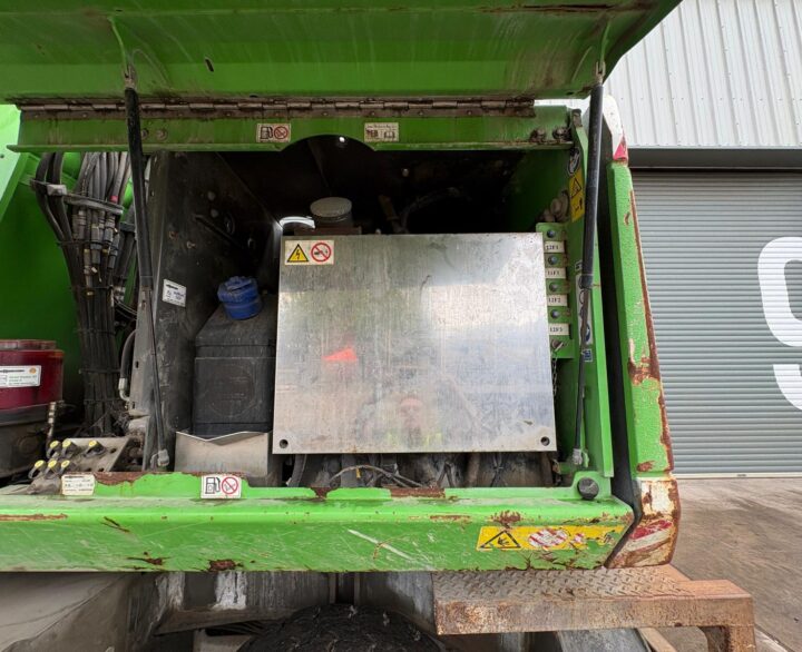 Sennebogen 821 E - Material Handlers