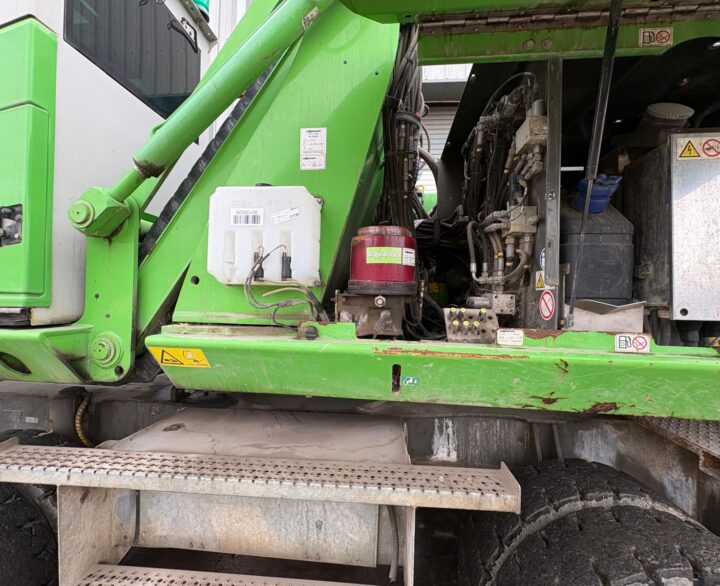 Sennebogen 821 E - Material Handlers