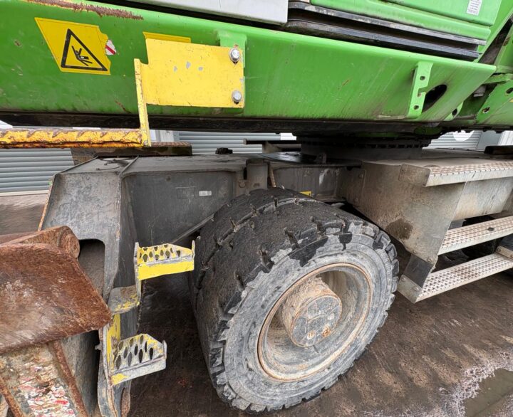 Sennebogen 821 E - Material Handlers