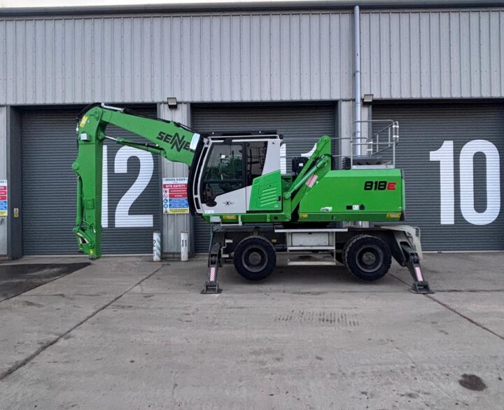 Sennebogen 818E - Material Handlers