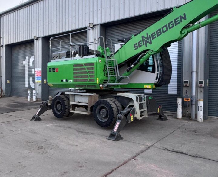 Sennebogen 818E - Material Handlers
