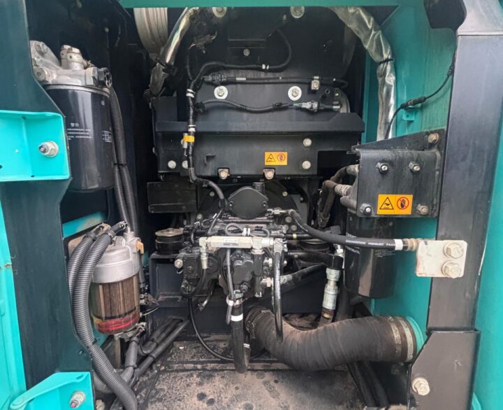 Kobelco SK130LC-11 - Crawler Excavators