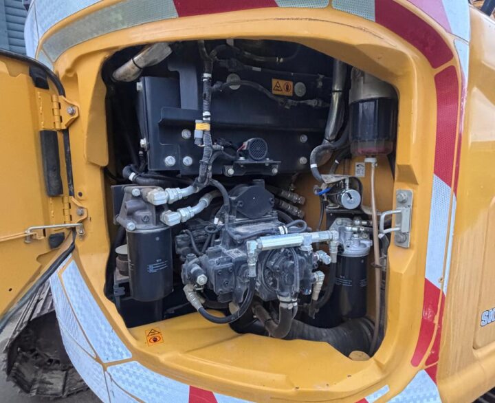 Kobelco SK140SRLC-7 - Crawler Excavators