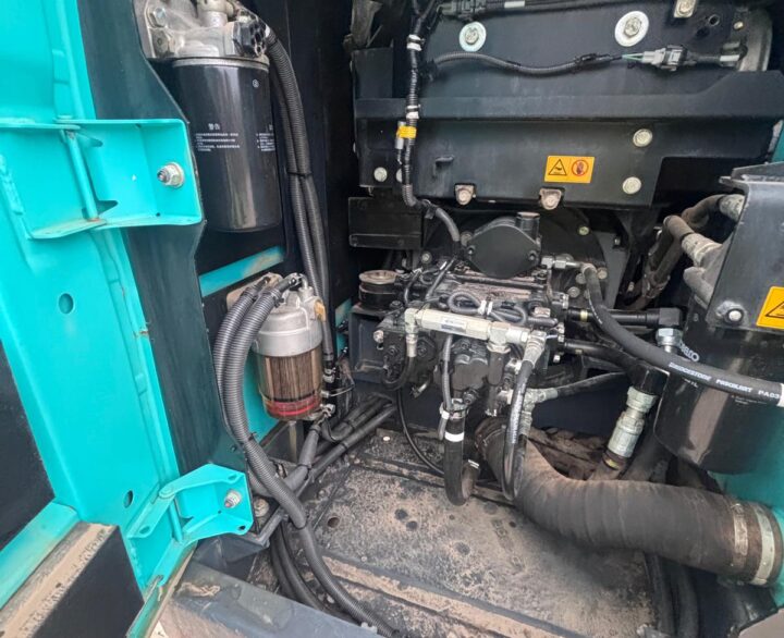 Kobelco SK130LC-11 - Crawler Excavators