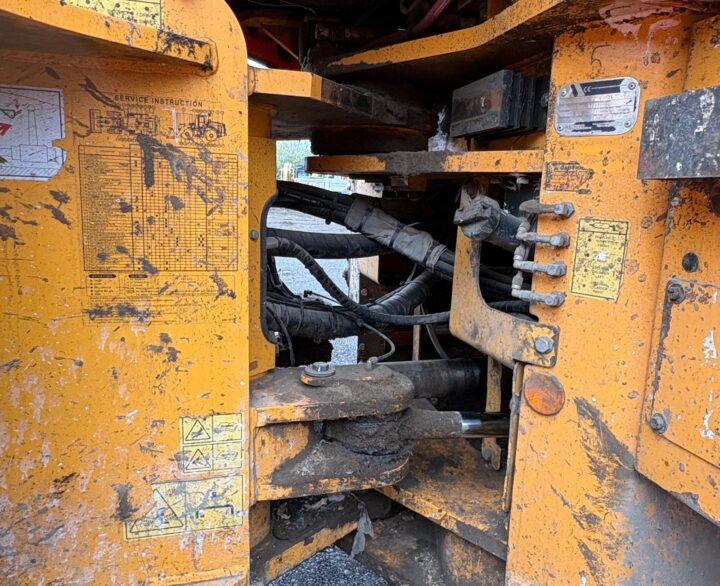 Hyundai HL960AHDXT - Used Wheel Loaders