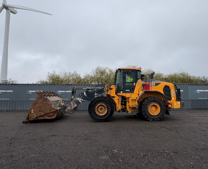 Hyundai HL960AHDXT - Used Wheel Loaders