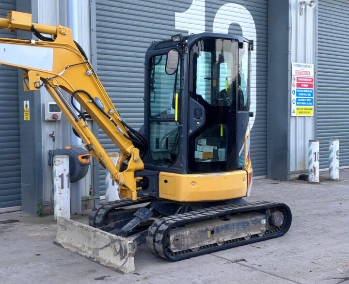 Kobelco SK30SR-6E - Mini Excavators