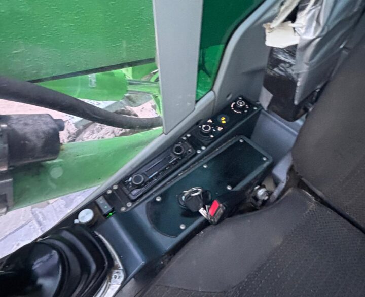 Sennebogen 821E - Material Handlers