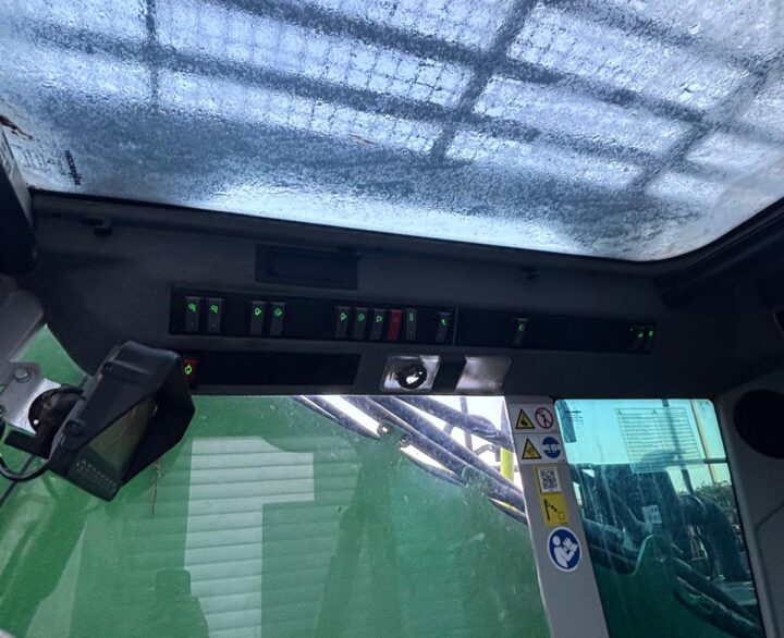 Sennebogen 821E - Material Handlers