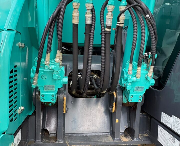 Kobelco SK140SRLC-7 - Crawler Excavators