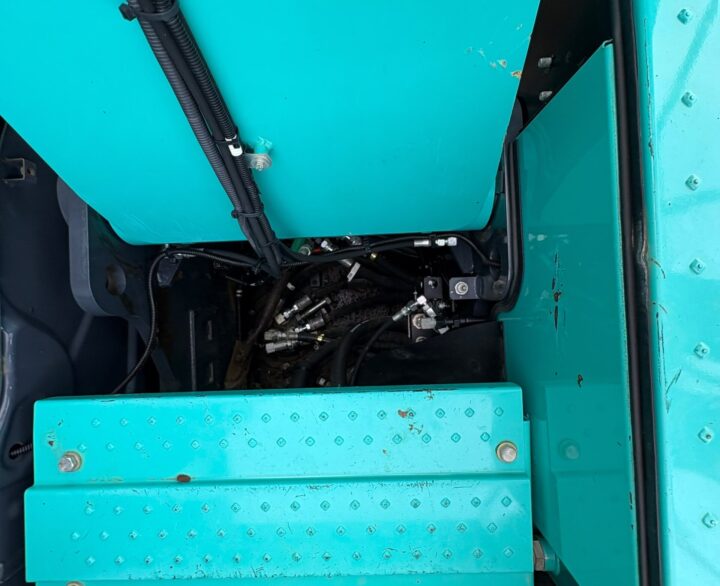 Kobelco SK140SRLC-7 - Crawler Excavators
