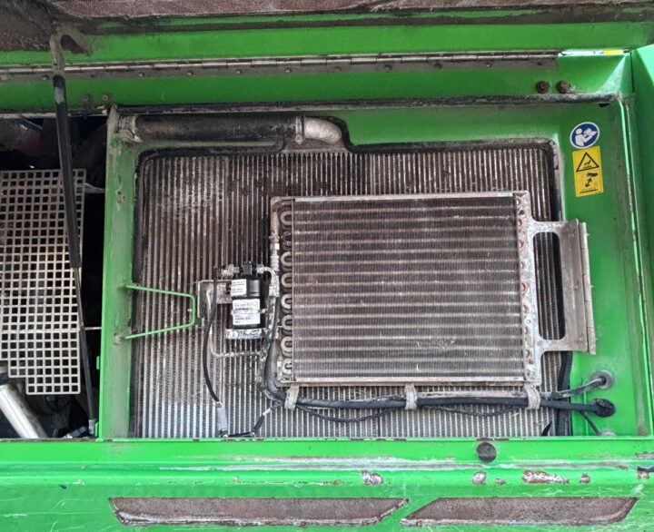 Sennebogen 821E - Material Handlers