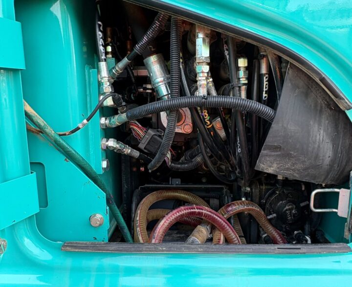 Kobelco SK140SRLC-7 - Crawler Excavators