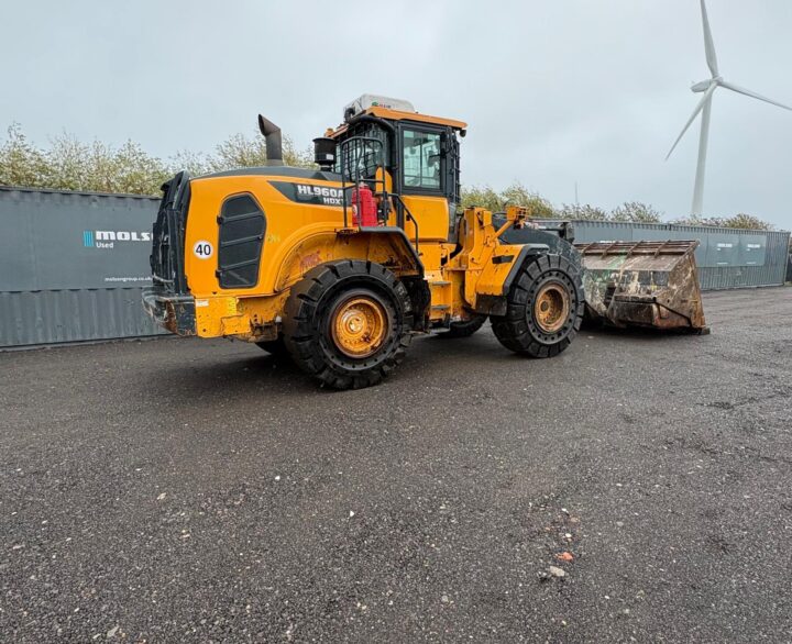 Hyundai HL960AHDXT - Used Wheel Loaders