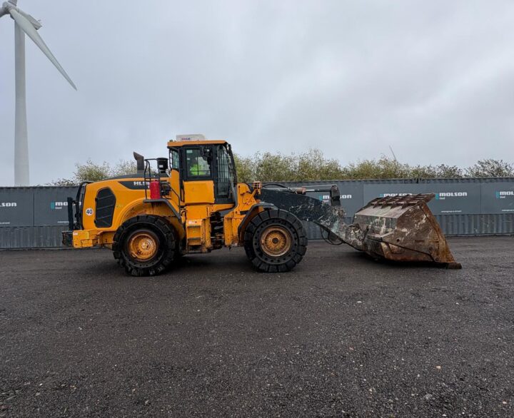 Hyundai HL960AHDXT - Used Wheel Loaders