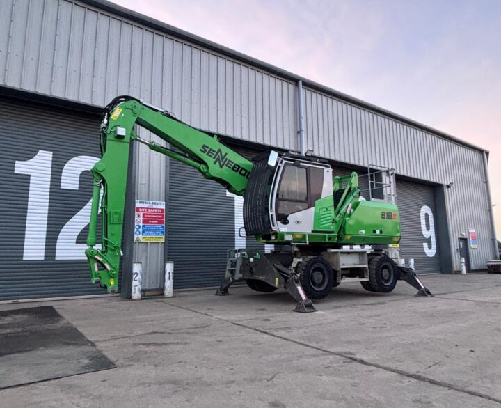 Sennebogen 818E - Material Handlers